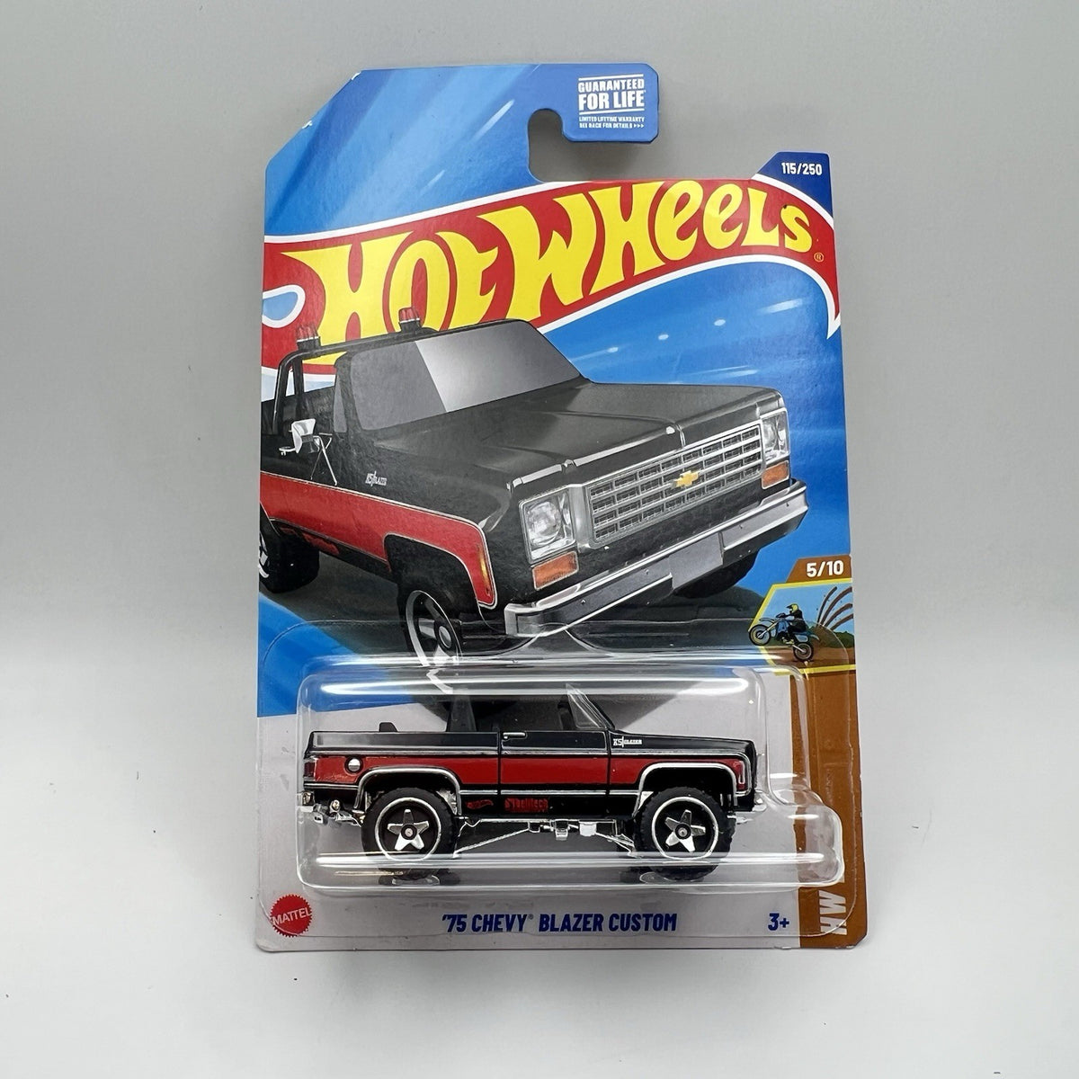2025 HOT WHEELS 75 CHEVY BLAZER CUSTOM #115/250  HW DIRT 5/10 Black