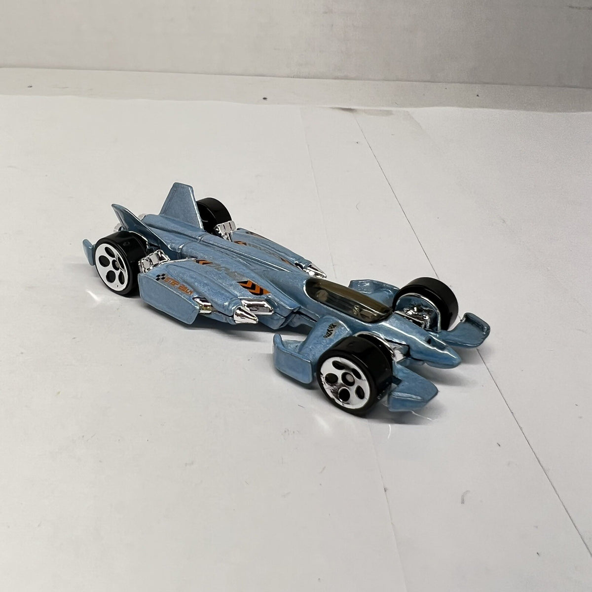 2002 Hot Wheels Mainline #149 Jet Threat 3.0 Light Blue 5 DOT Wheels 1/64 Loose