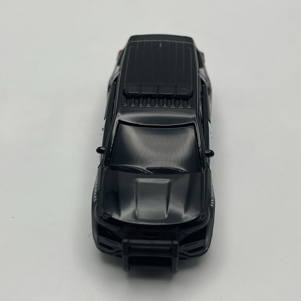 2023 FORD POLICE INTERCEPTOR UTILITY Diorama Collectible DieCast Car 1:64 LOOSE