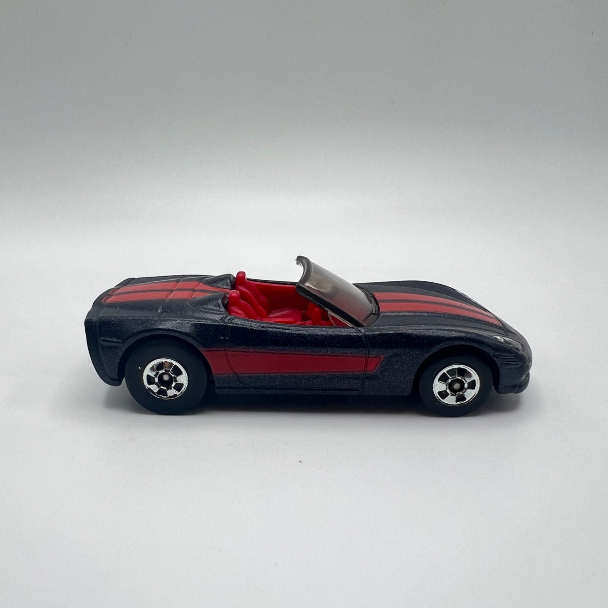 Hot Wheels Corvette C6 Convertible Black Red Stripes LOOSE 1/64