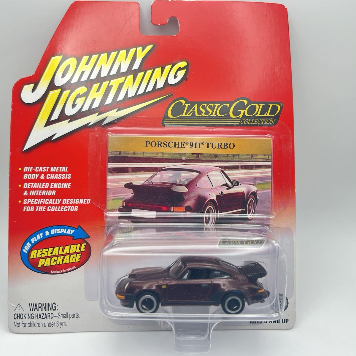 Johnny Lightning Classic Gold Collection 1982 Porsche 911 Turbo