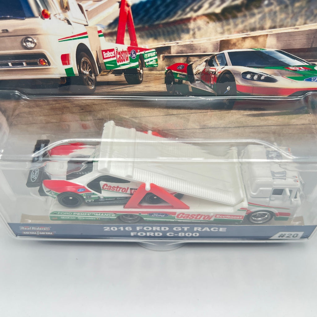 Hot Wheels Team Transport #20 2016 Ford GT Race Ford C-800 Castrol