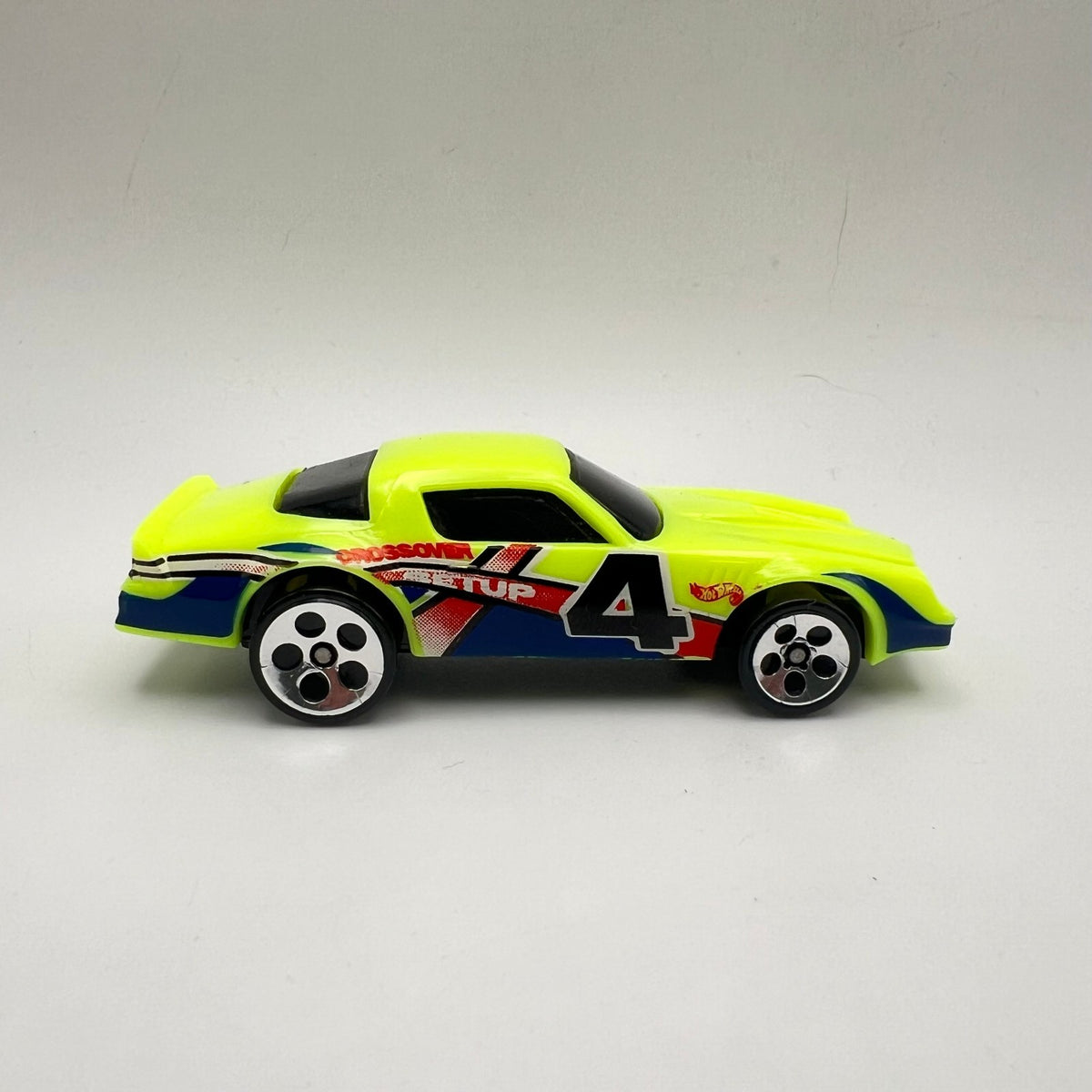 Hot Wheels '80 Camaro Z28 Neon Yellow Crossover #4 LOOSE 1/64
