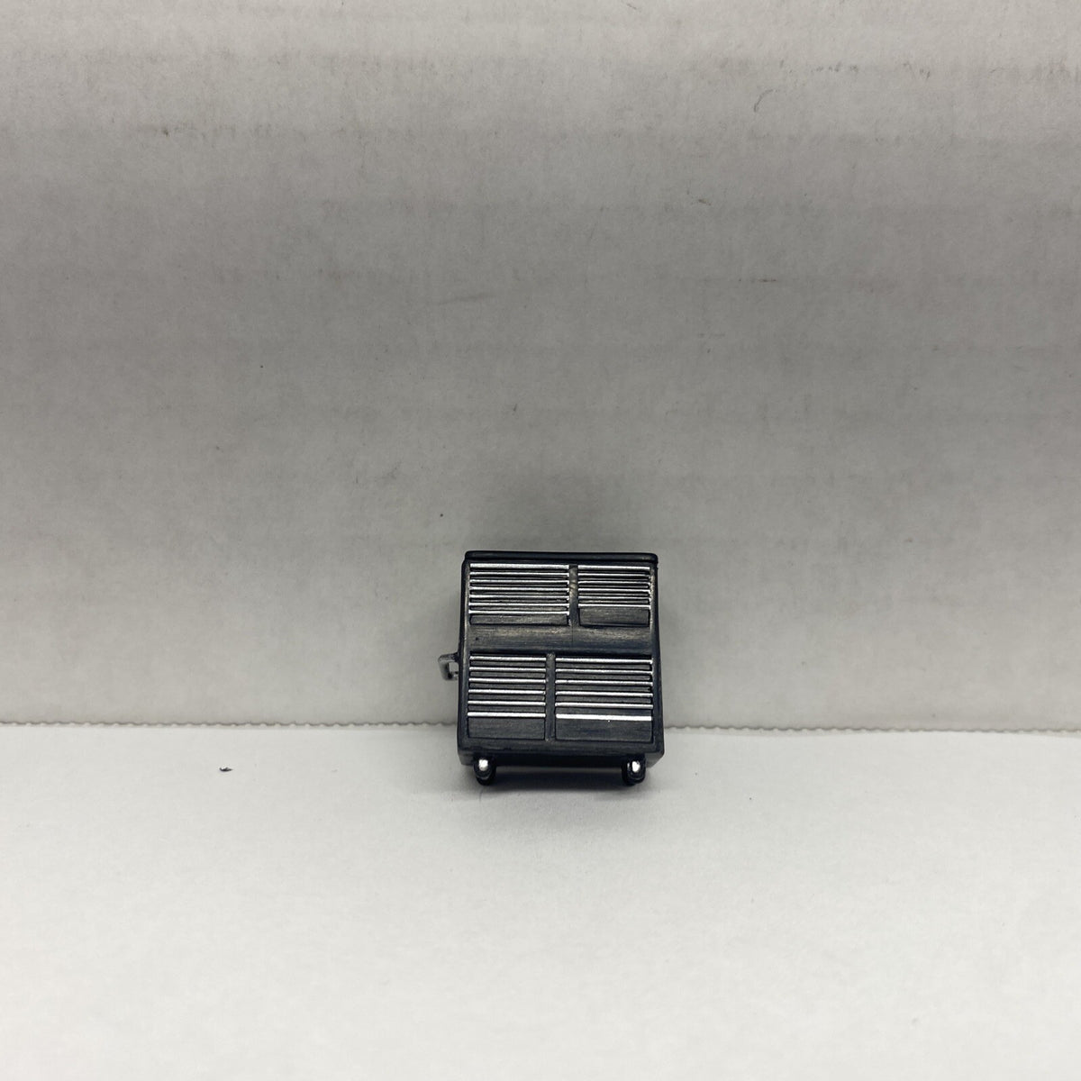 1/64TH SCALE MECHANICS TOOL BOX  SHOP / GARAGE DIORAMA PROP!! Hot Wheels Tarmac