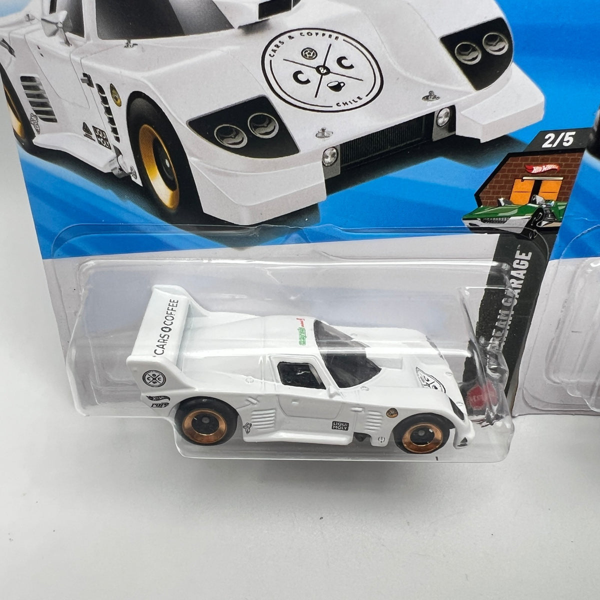 Hot Wheels La Liebre Lot of 2 White & Black Legends Tour HW Dream Garage 2/5