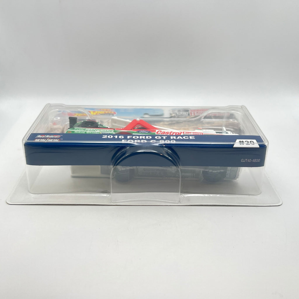 Hot Wheels Team Transport #20 2016 Ford GT Race Ford C-800 Castrol