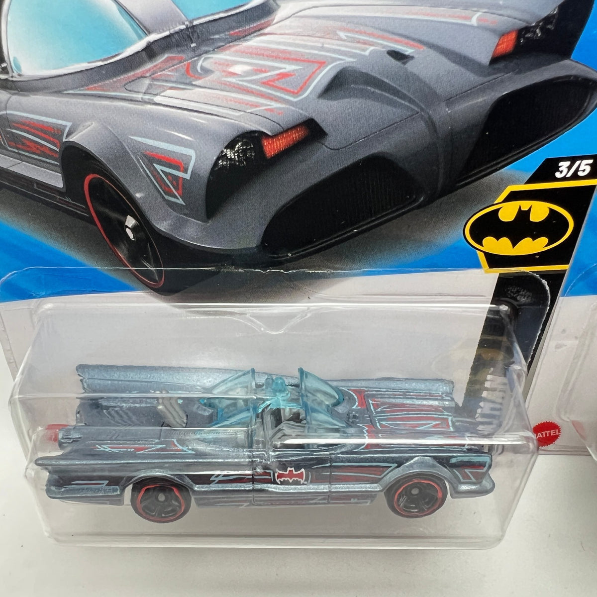 HOT WHEELS TV SERIES BATMOBILE LOT OF 2 GRAY & DARK RED BATMAN 3/5 103/250 INTL