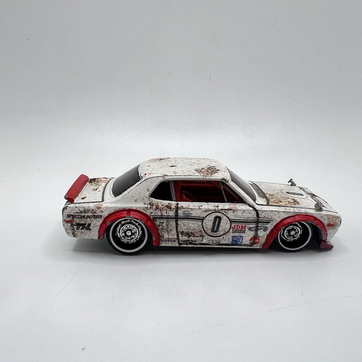 Hot Wheels Nissan Skyline H/T 2000 GT-X. Modified Custom