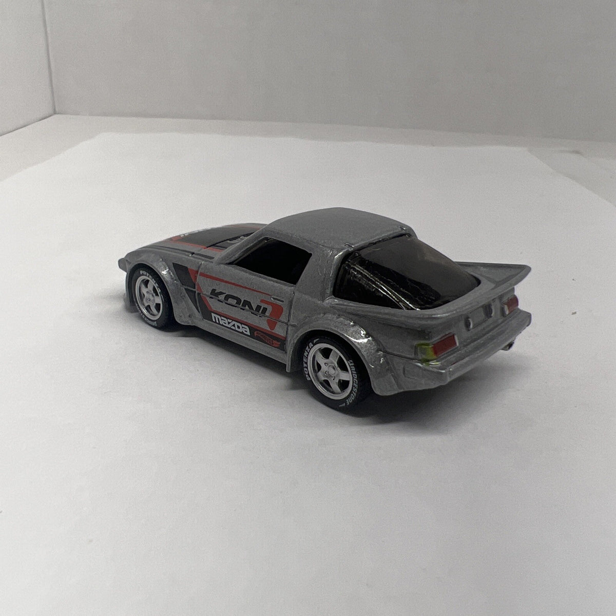HOT WHEELS MAZDA RX-7 #167 SILVER JDM KONI ROTARY GOLD DRIFT With Real Riders