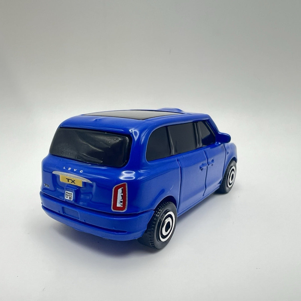 2017-2020 LEVC TX London Taxi Collectible 1/64 Scale Diecast Great For Diorama