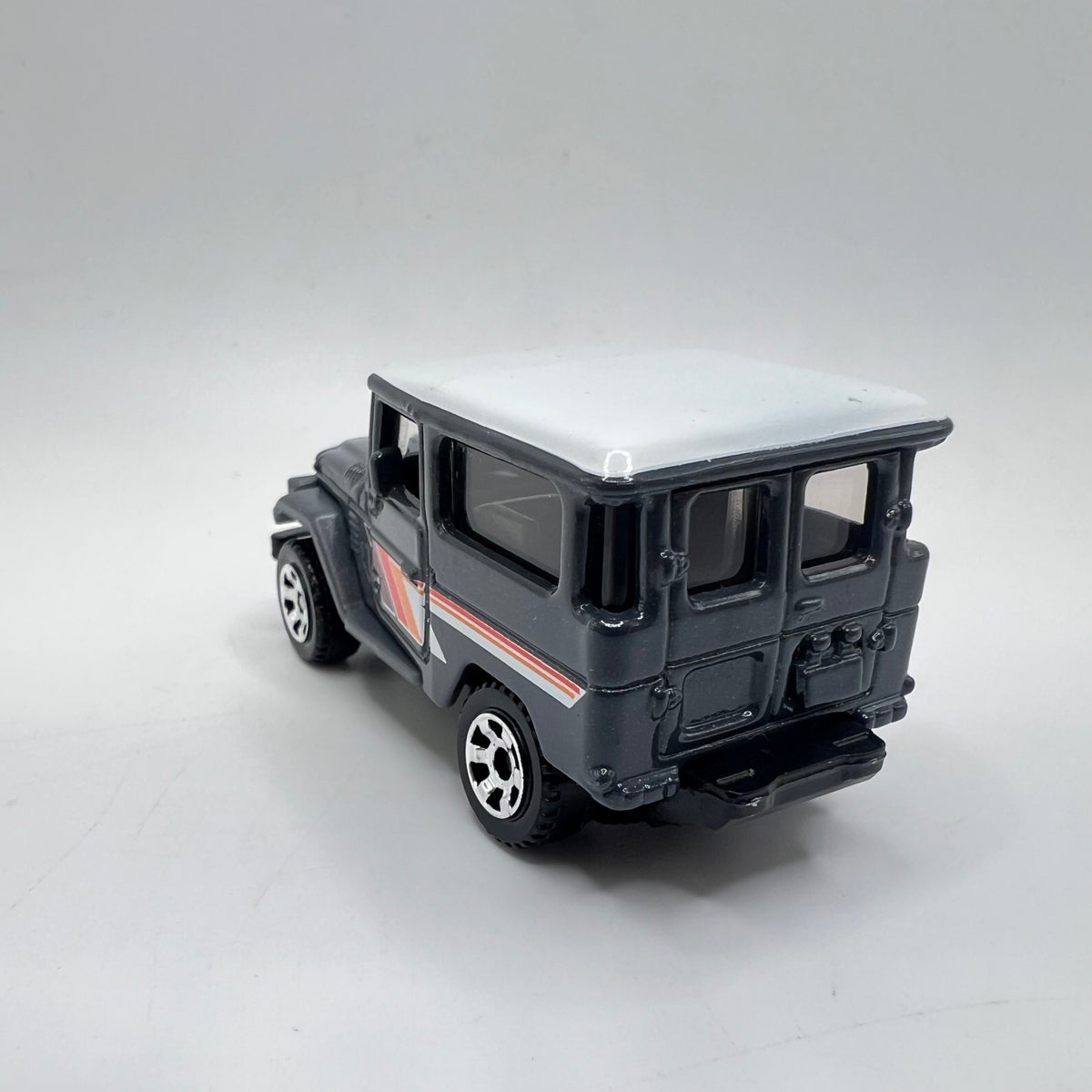 Matchbox Toyota FJ40 Land Cruiser Gray White Roof LOOSE 1/64