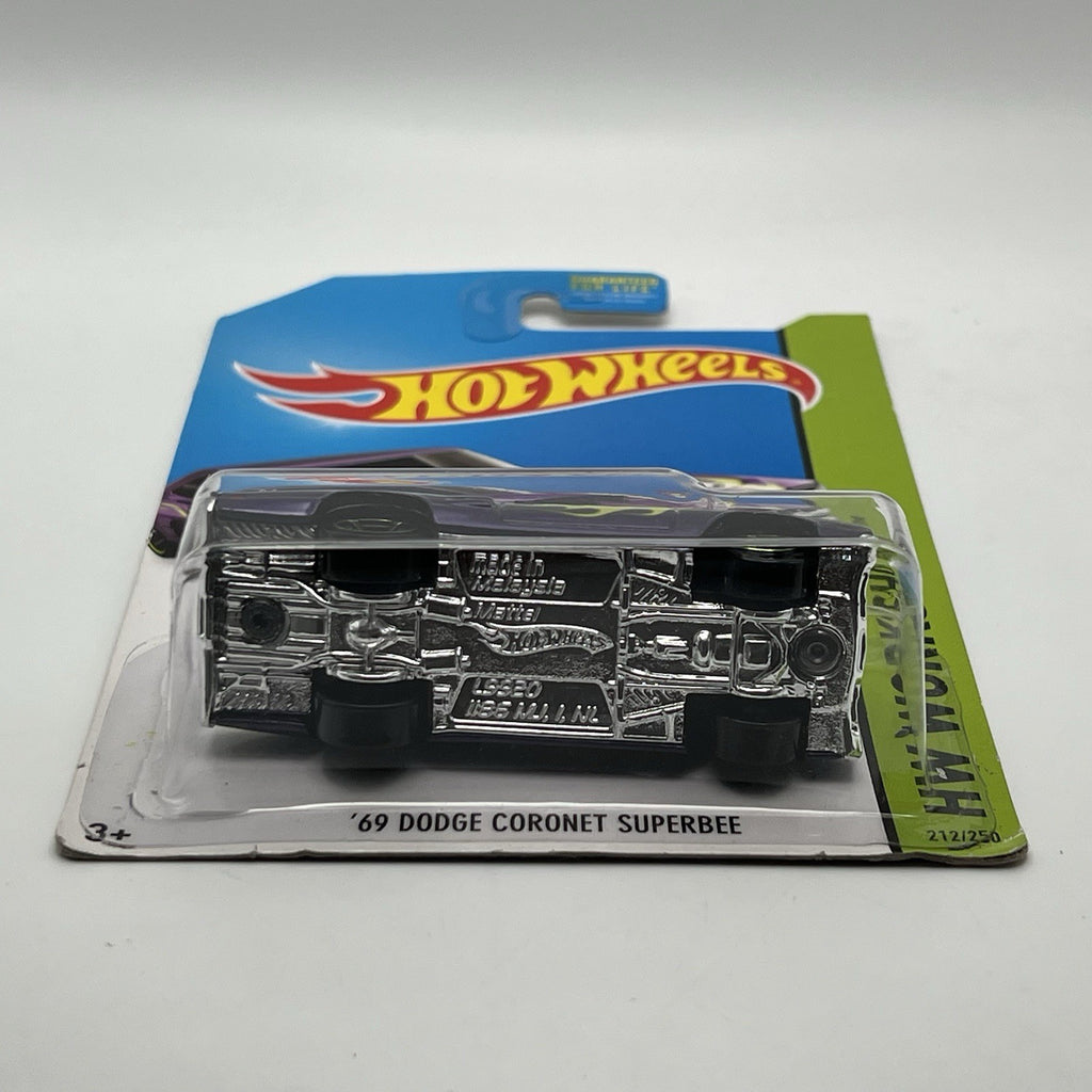 Hot Wheels HW Workshop '69 Dodge Coronet Superbee 212/250 Purple