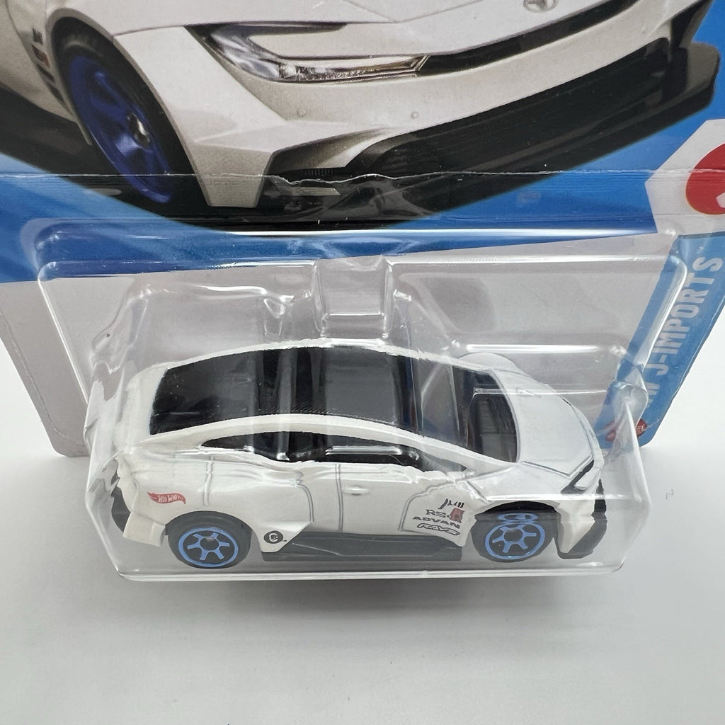 Hot Wheels 2026 Mainline HW J-Imports Toyota Prius Custom No Roof Rack White #60