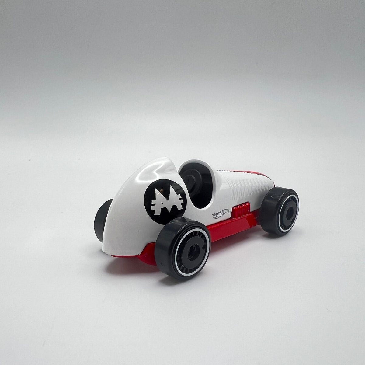 Hot Wheels Pass 'n Go White Red 2025 LOOSE 1/64
