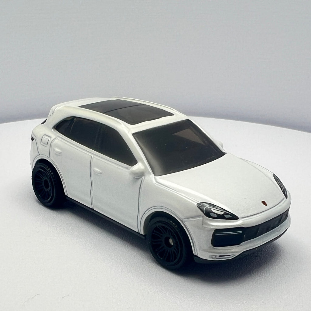Matchbox Porsche Cayenne Turbo White LOOSE 1/64