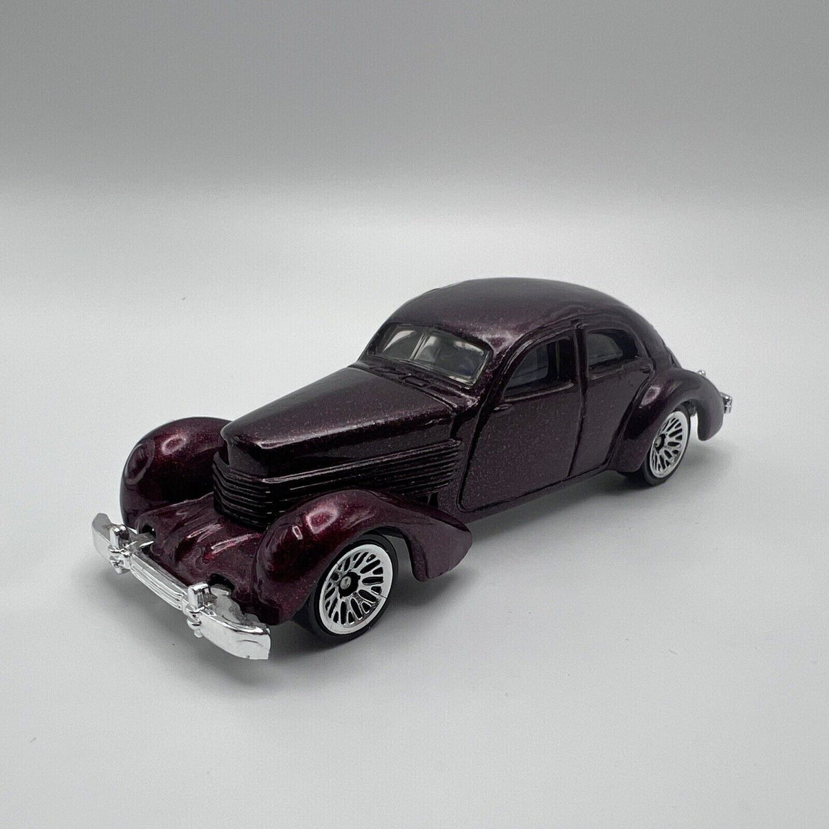 Hot Wheels 36 Cord Dark Red 1999 First Editions 1/26 Mint Loose Condition!