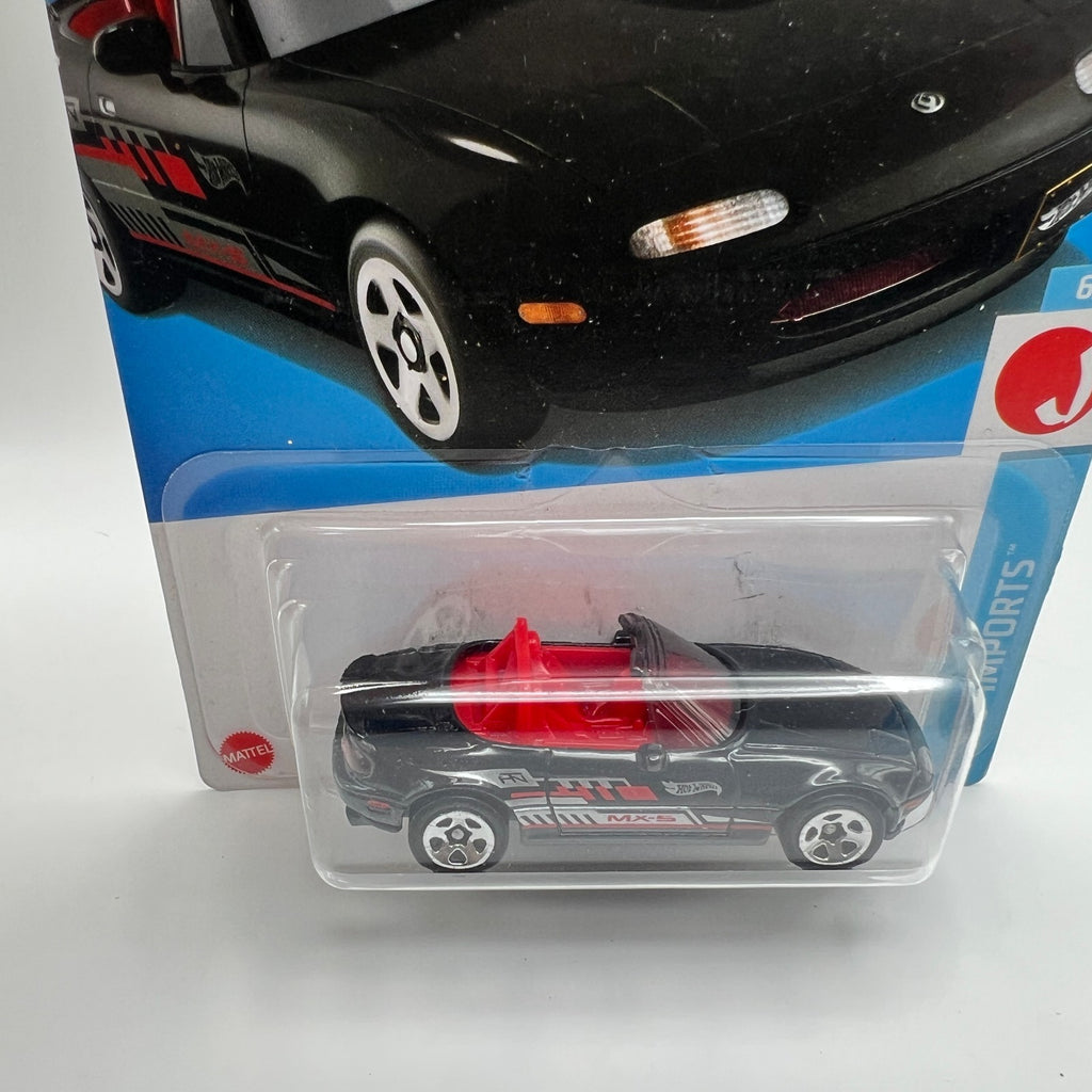 Hot Wheels 91 Mazda MX-5 Miata 120/250 J-Imports 6/10 Black 1:64