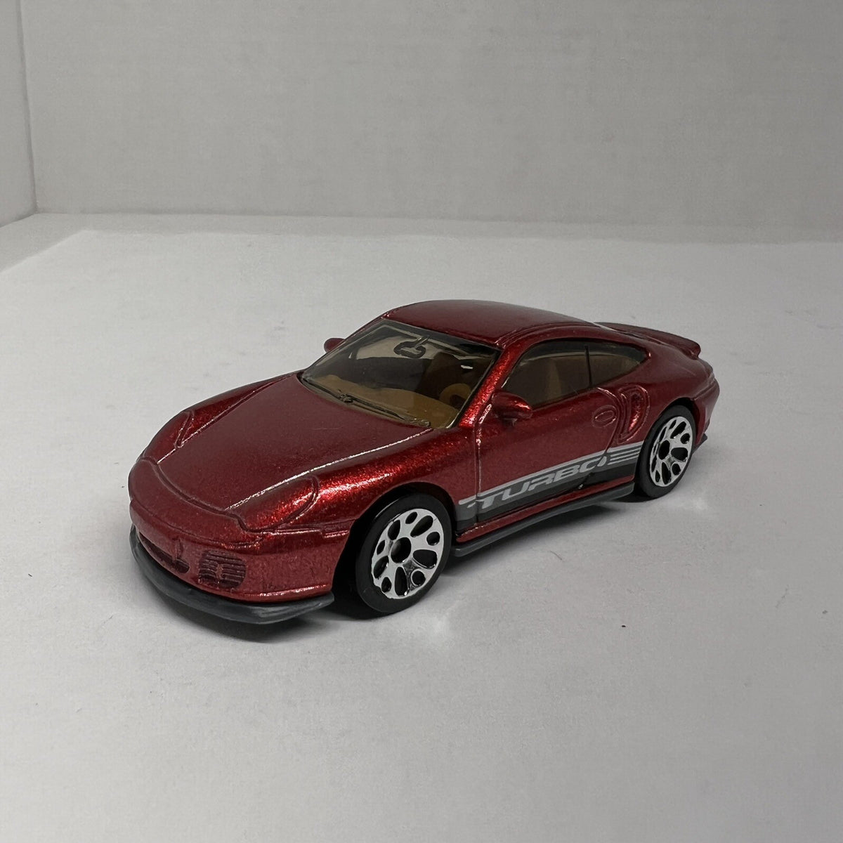 Matchbox MBX Metal #69 Porsche 911 TURBO RED LOOSE RARE 1:58