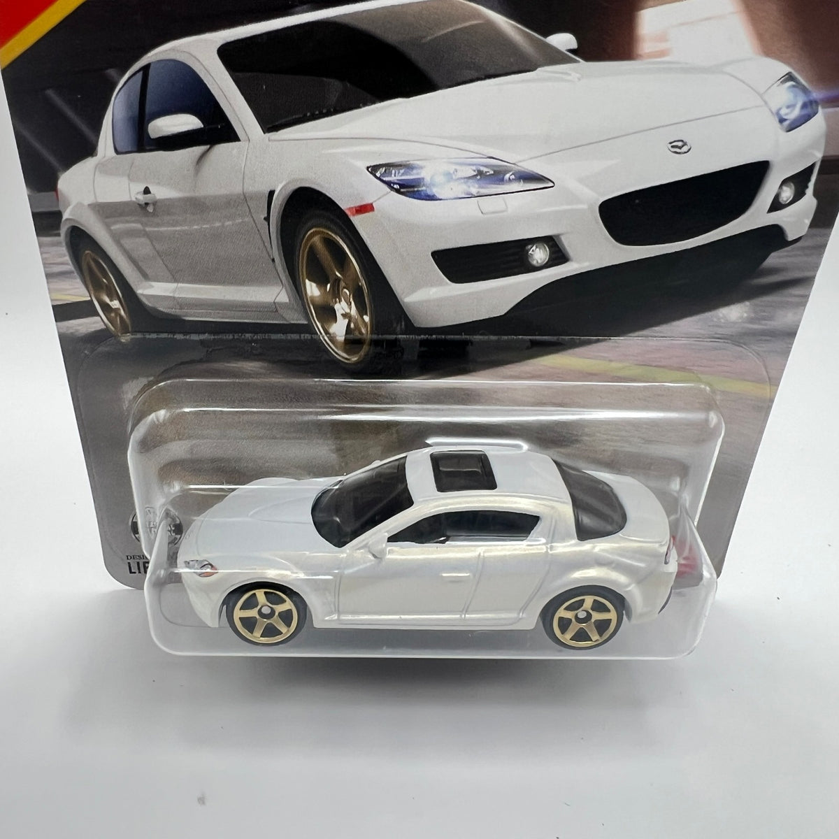 Matchbox 2004 Mazda RX-8 19/125 White Gold Wheels 1:64 Scale Diecast