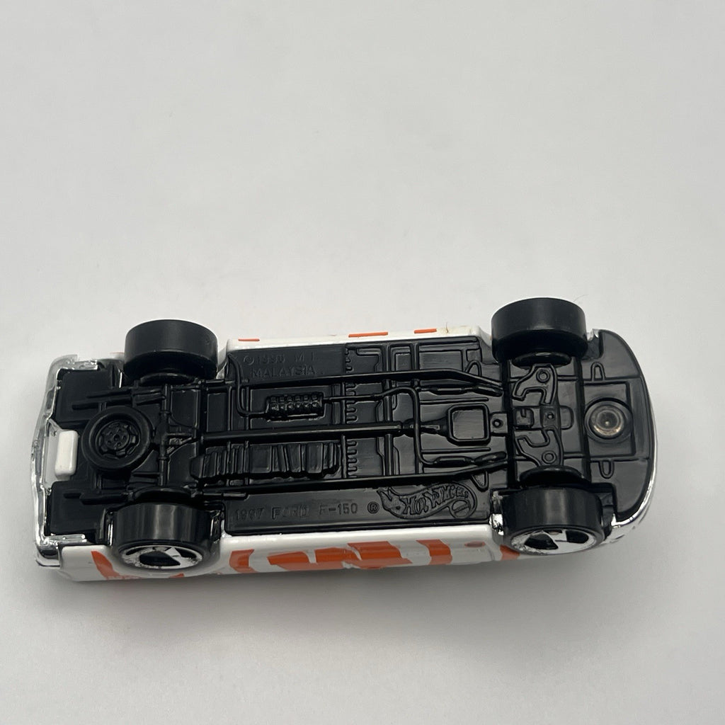 Hot Wheels 1997 Ford F-150 White Pickup Truck Loose 1:64 Scale Diecast