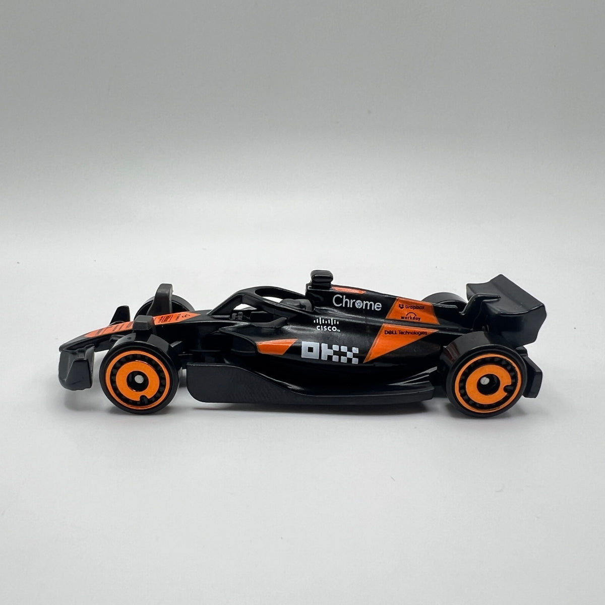 Hot Wheels McLaren F1 MCL38 Black Orange F1 Collection LOOSE 1/64