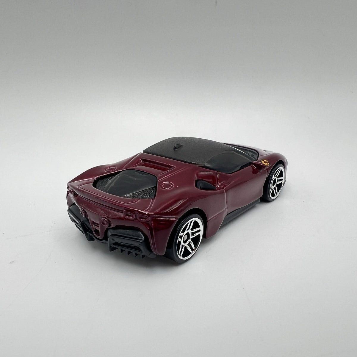 2025 Hot Wheels Ferrari SF90 Stradale RED HW Motor Show Diecast Race Car