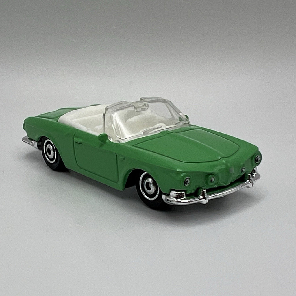 1966 66 Volkswagen Karmann Ghia Type 34 Collectible 1/64 Scale Diecast Model