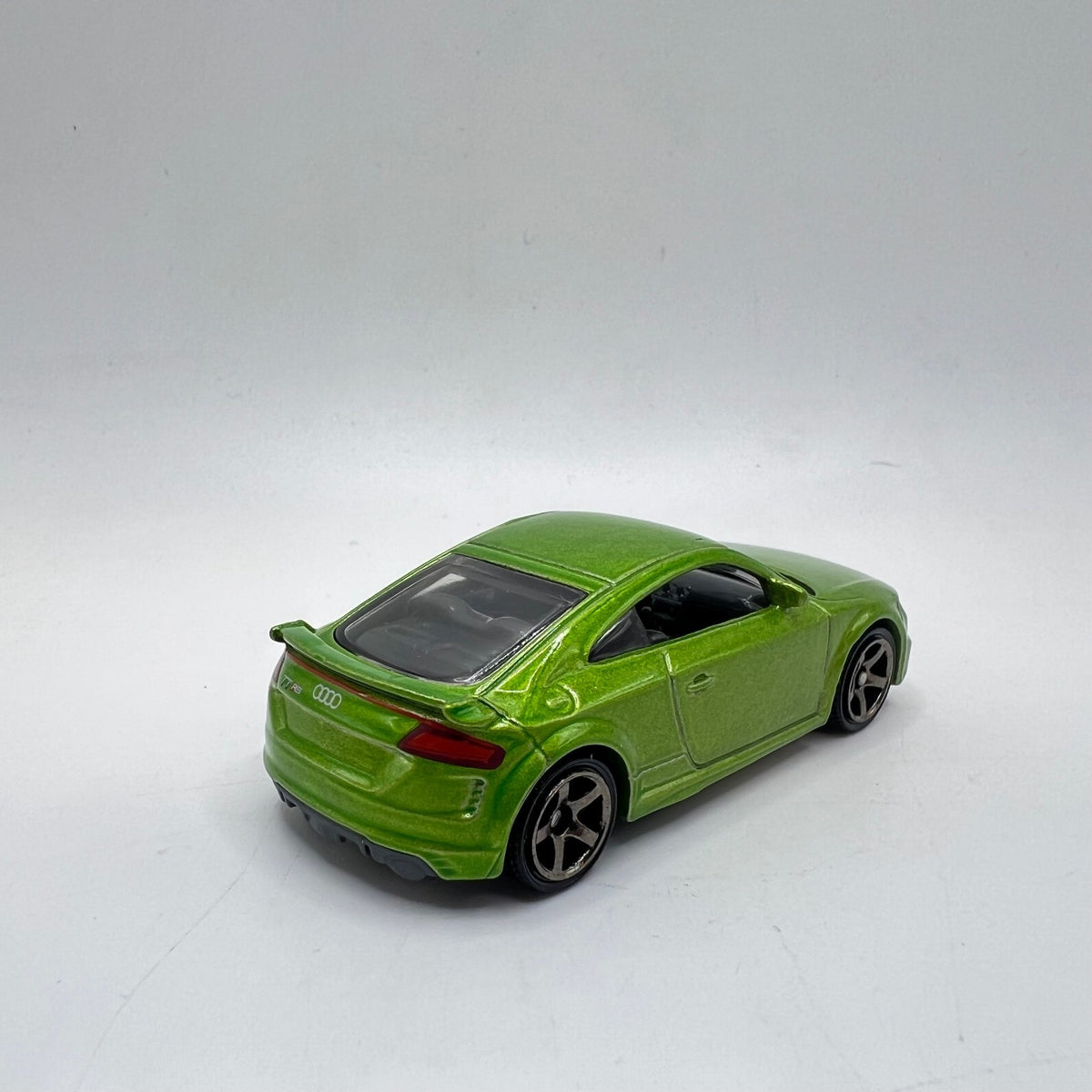 Matchbox '19 Audi TT RS Metallic Green LOOSE 1/64