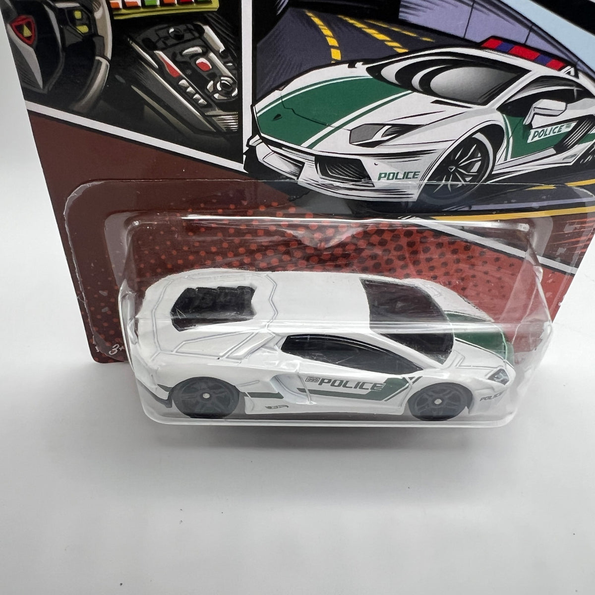 Hot Wheels Lamborghini Aventador Coupe White Green Police 4/5 2019 Intl Card