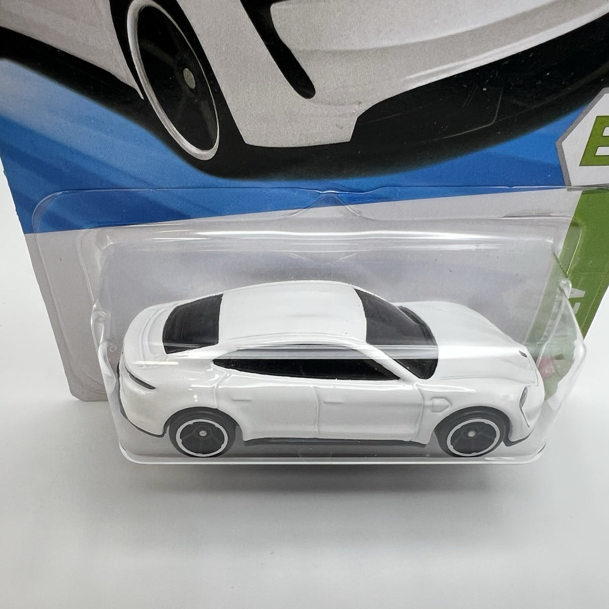 Hot Wheels 2026 Case B Mainline Porsche Taycan Turbo S White