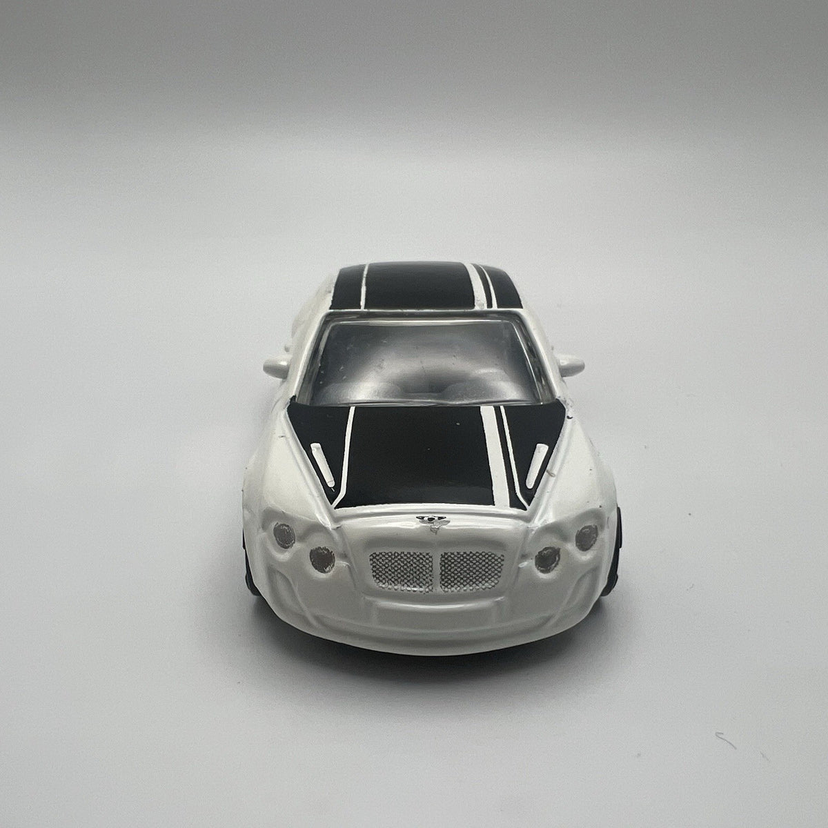 2012 12 Bentley Continental Supersports Collectible 1/64 Scale Diecast Model