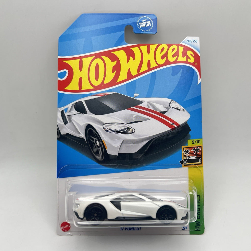 2024 Hot Wheels- '17 FORD GT HW EXOTICS White 9/10 Ready To Race 240/250