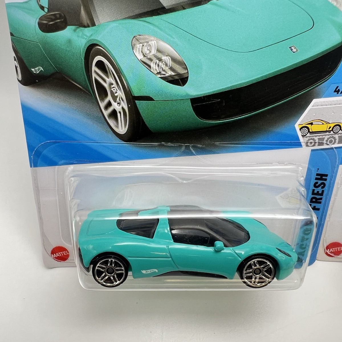 New 2025 Hotwheels Gordon Murray Automotive T.33 Lot of 2 Cars. Silver and Aqua