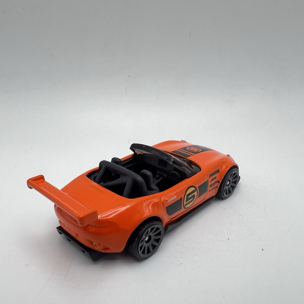 Hot Wheels HW J Import 2015 Mazda MX-5 Miata New Loose