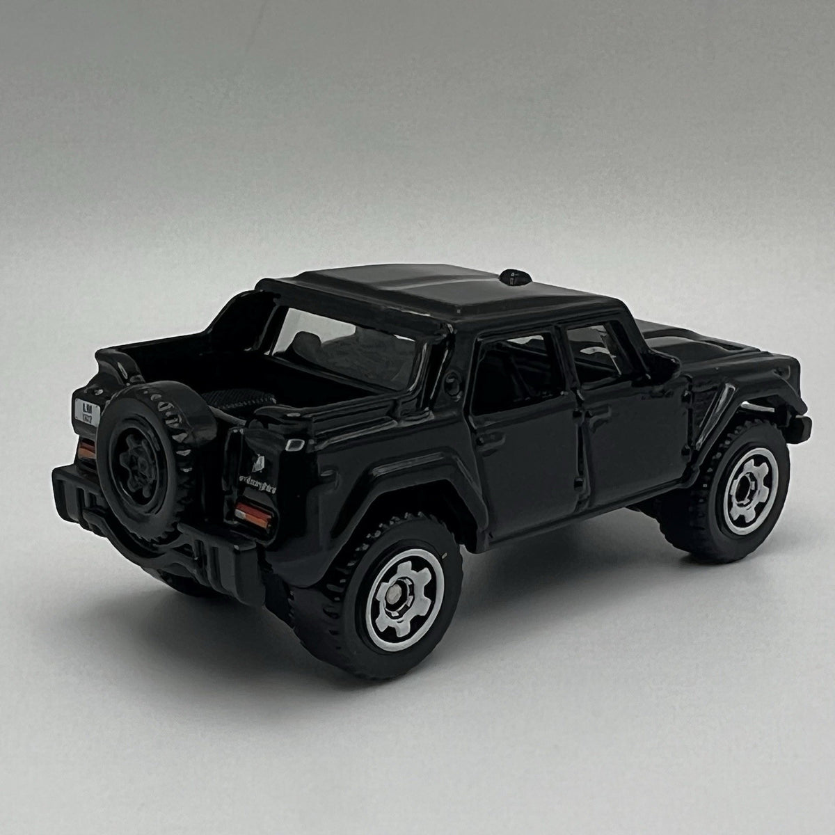 2019 Matchbox Autobahn Express Lamborghini LM002 Pickup Truck Black 1:64 NM