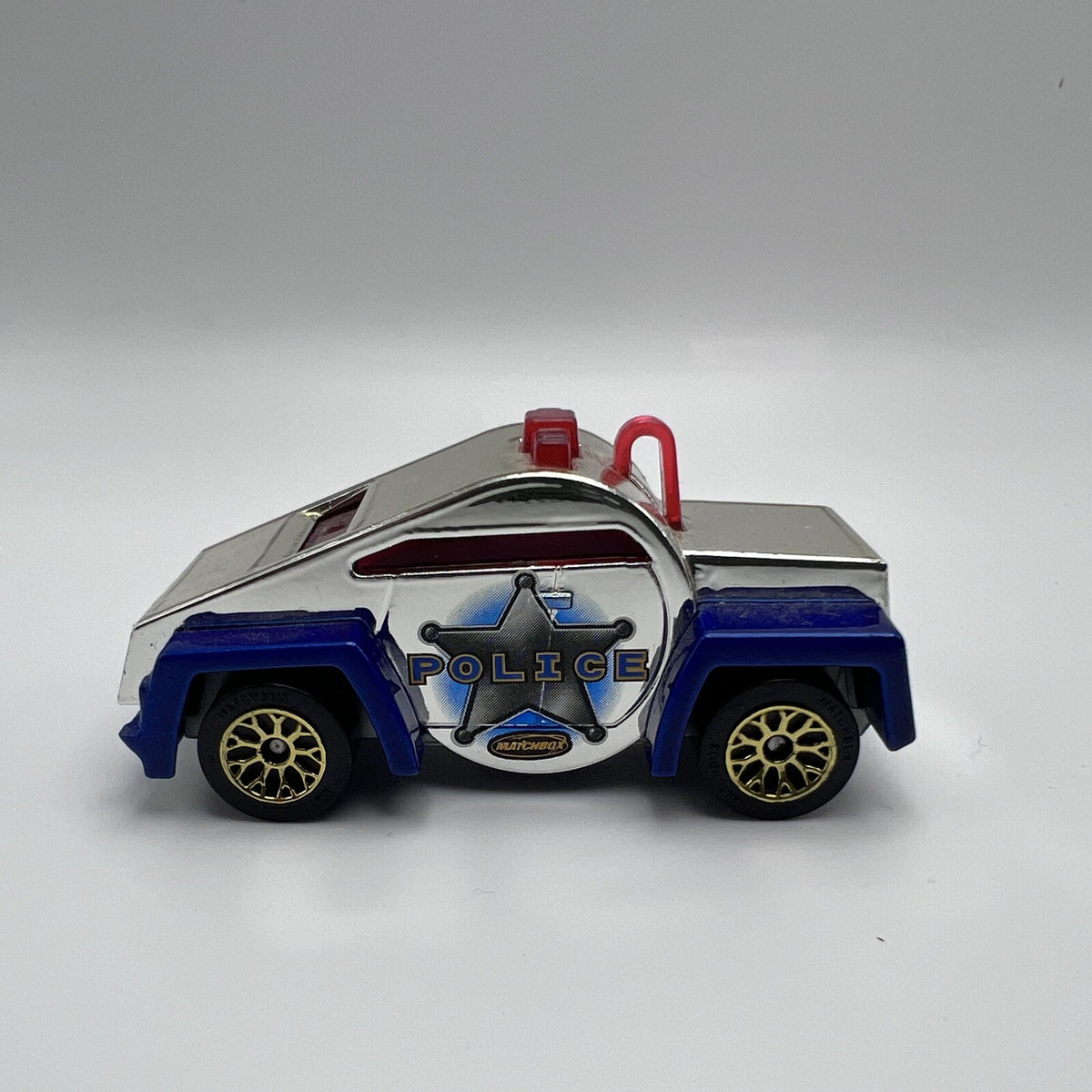 Matchbox 2003:  WHISTLE CAR MB617 POLICE Silver Blue Red Die Cast TOYS
