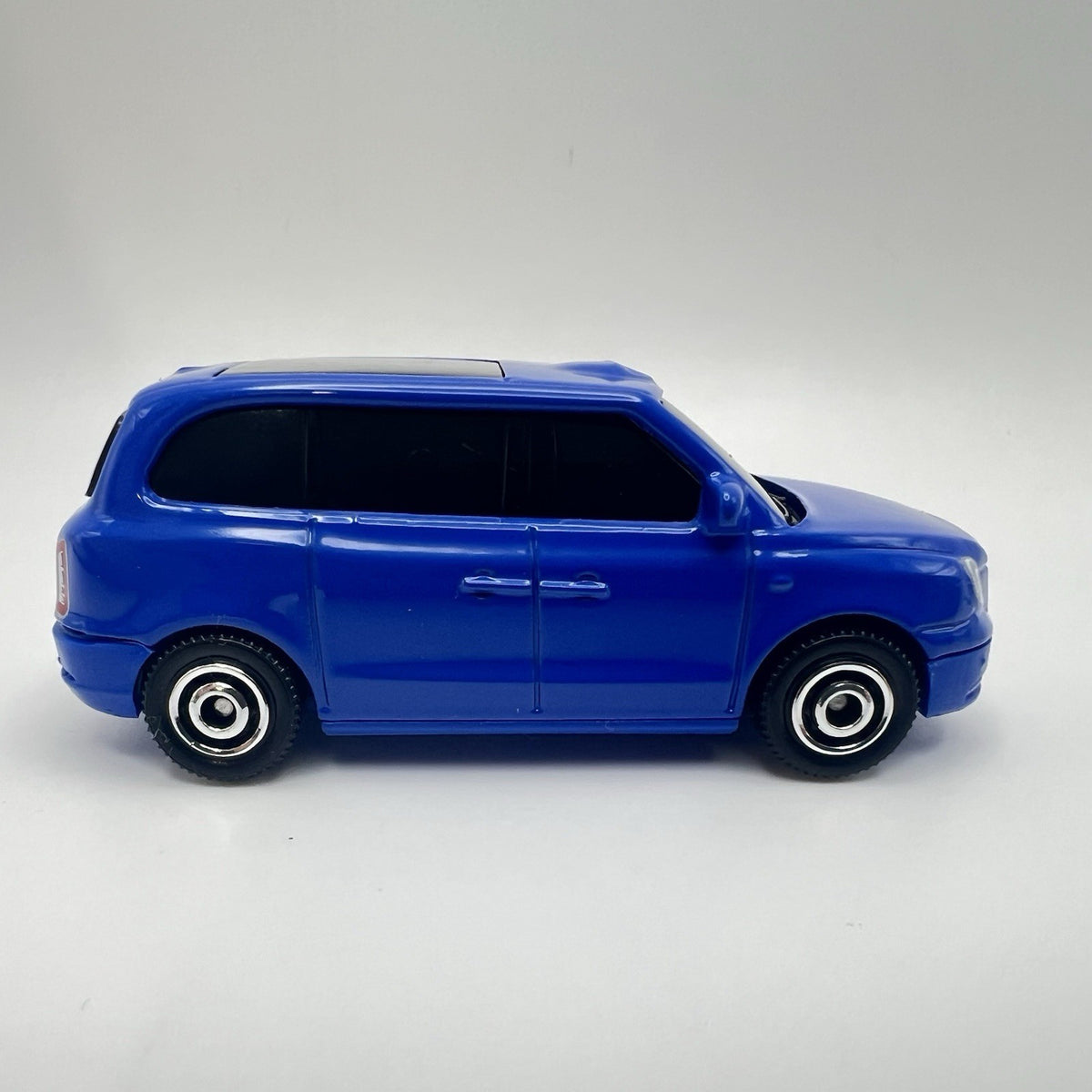2017-2020 LEVC TX London Taxi Collectible 1/64 Scale Diecast Great For Diorama