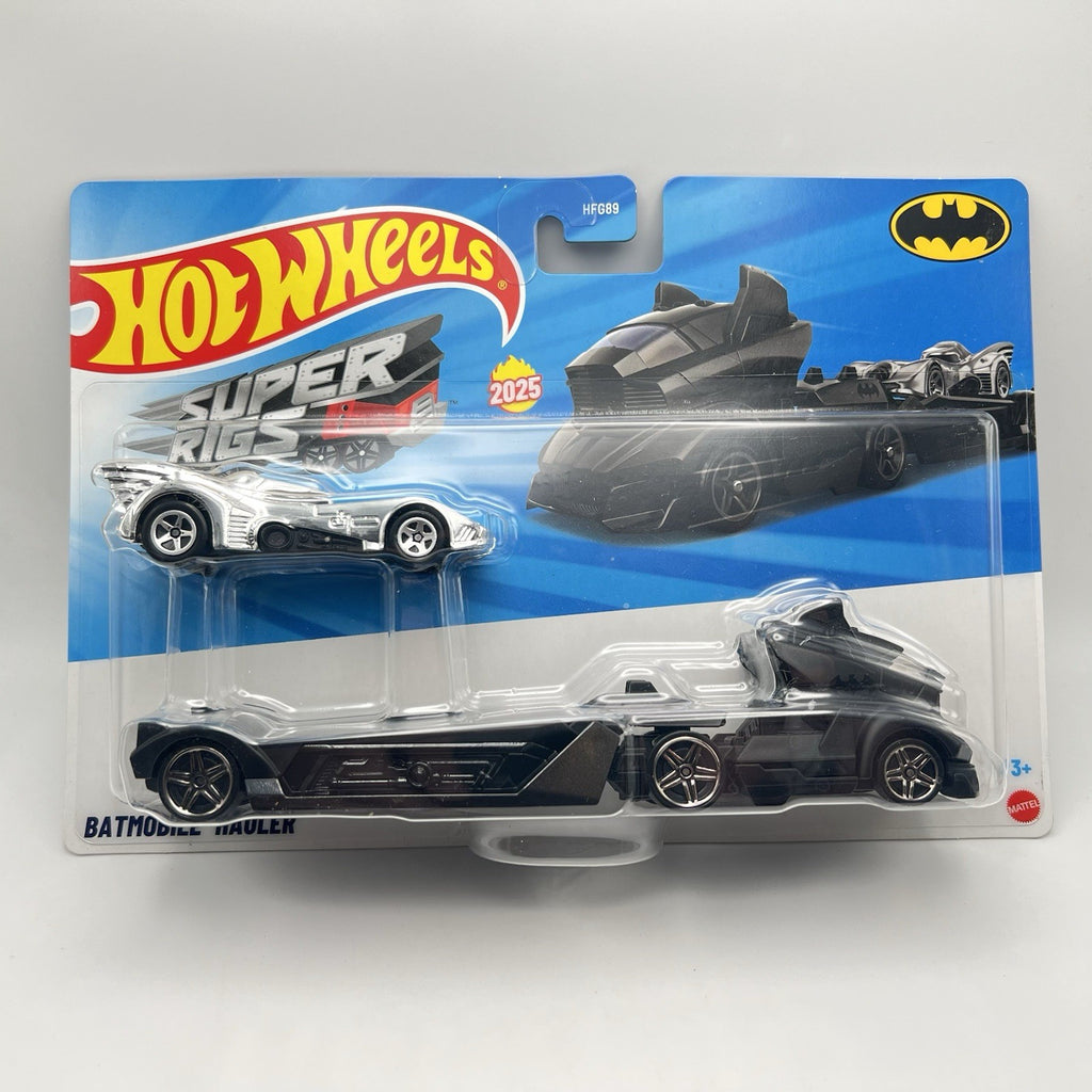EXCELLENT CONDITION Hot Wheels Super Rigs Chrome Batmobile Hauler 2025 NEW 1/64