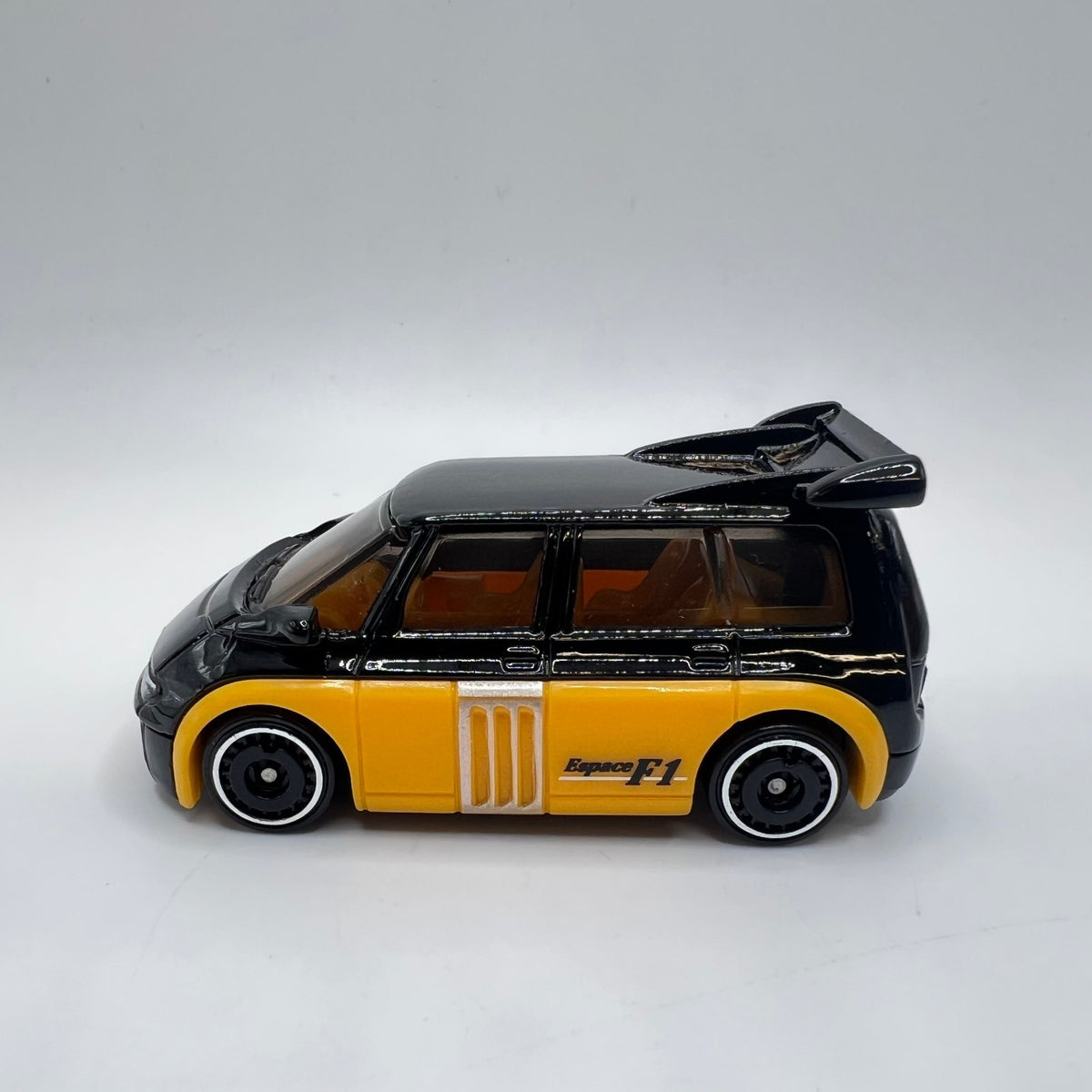 Hot Wheels Renault Espace F1 Black Yellow LOOSE 1/64