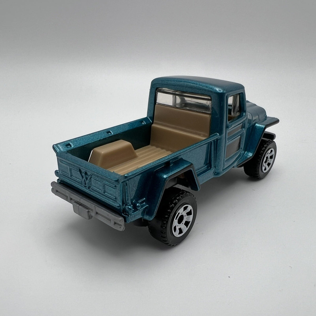 Matchbox. 2015. MB955 M29 Willy's Jeep. Blue/Green. Loose