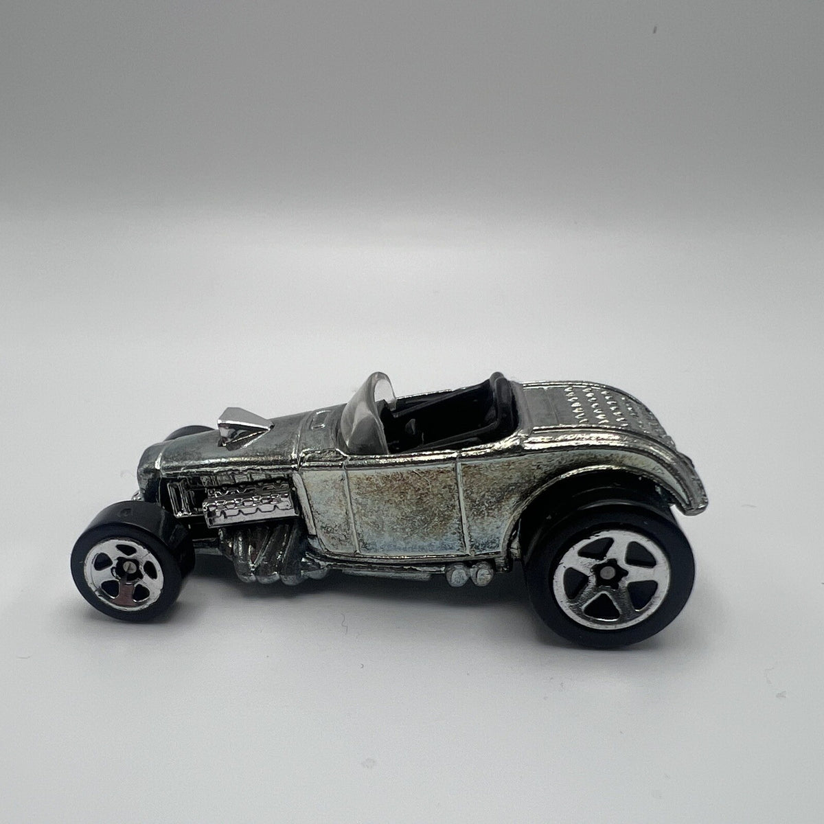 Hot Wheels Ford Deuce Roadster ZAMAC C5S 1/64