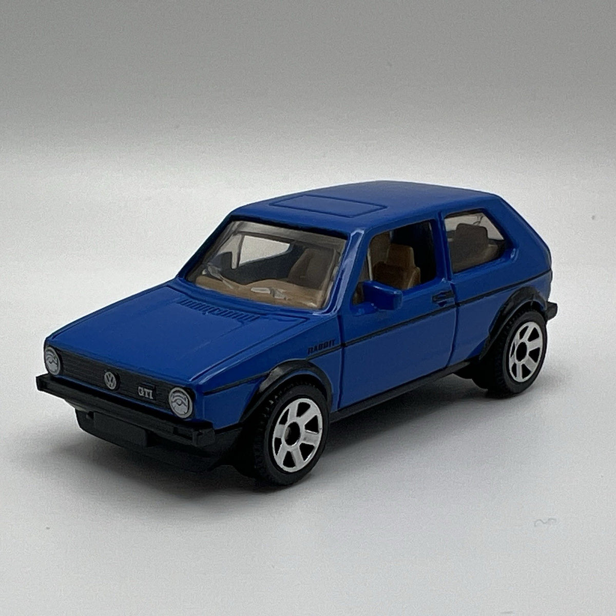1976 VOLKSWAGEN GOLF GTI MK 1 Diorama Collectible DieCast Model Car 1:64 LOOSE
