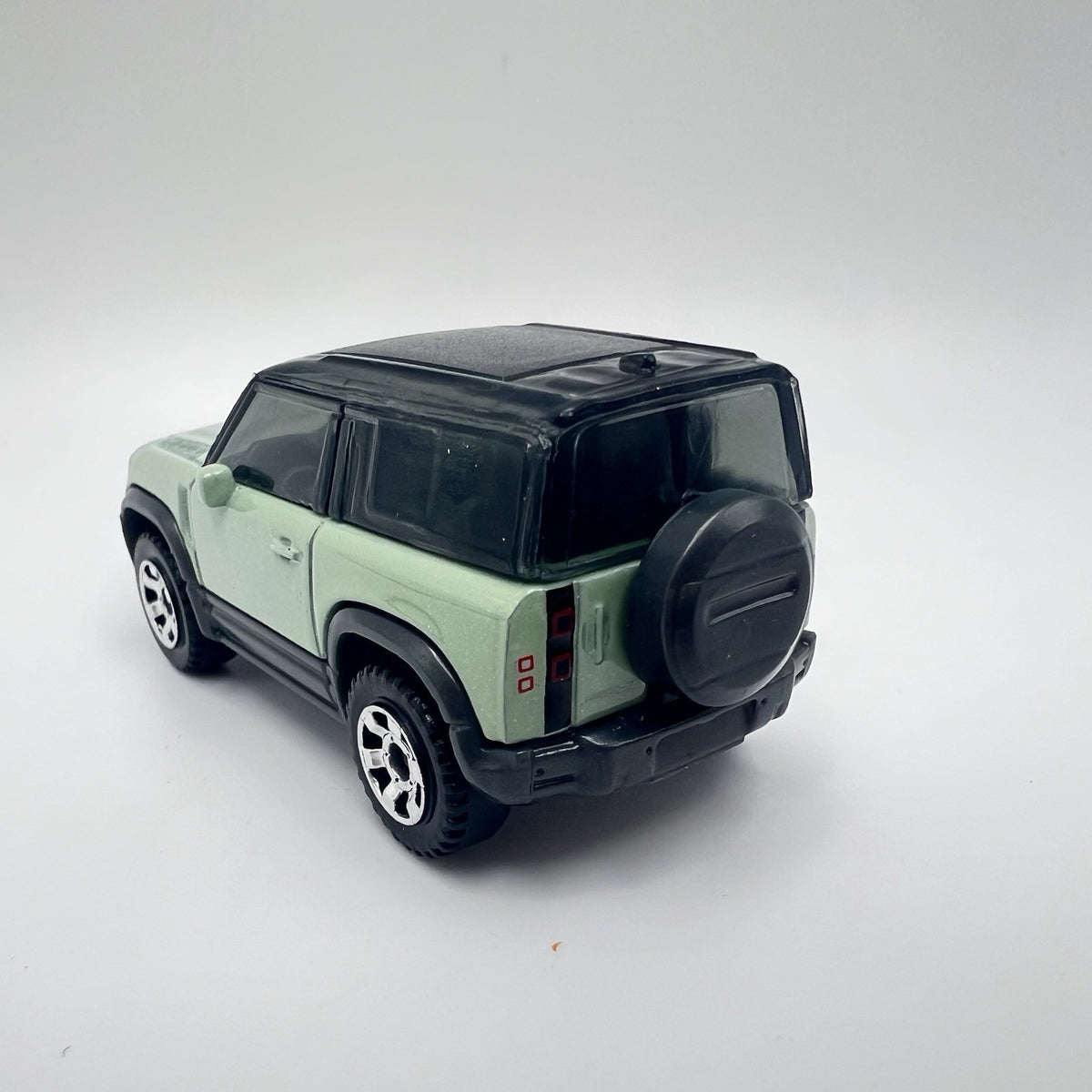 Matchbox 2020 Land Rover Defender Mint Green 2024 1:64 Diecast Car