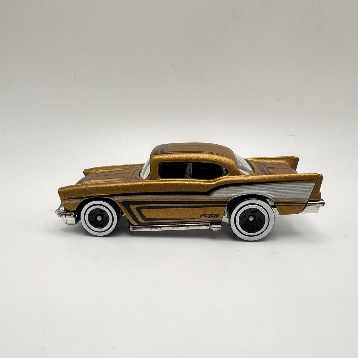 Hot Wheels Diecast '57 Chevy Chevrolet Bel Air 3/5 Gold w/ Black & White Loose