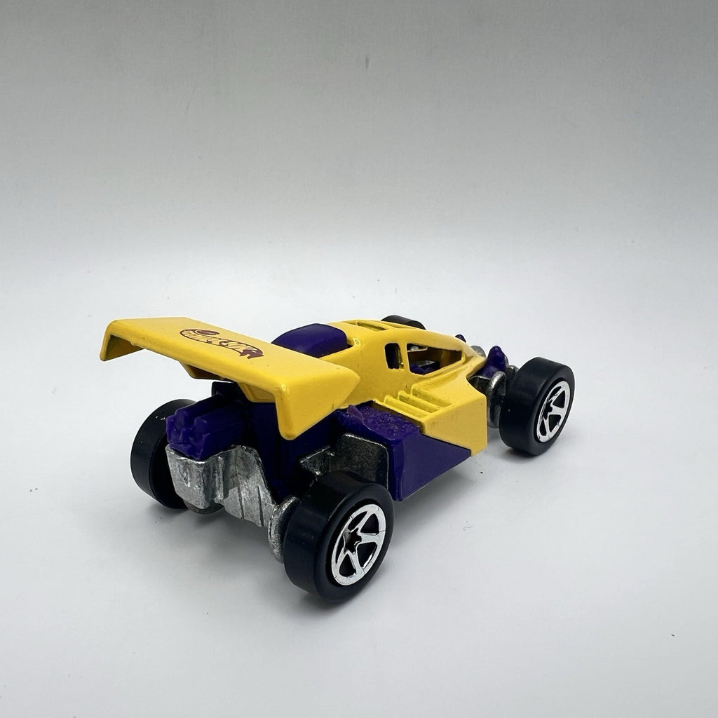 Hot Wheels Shock Factor Race Car Yellow/Purple Diecast 1/64 Scale Loose KB Toys
