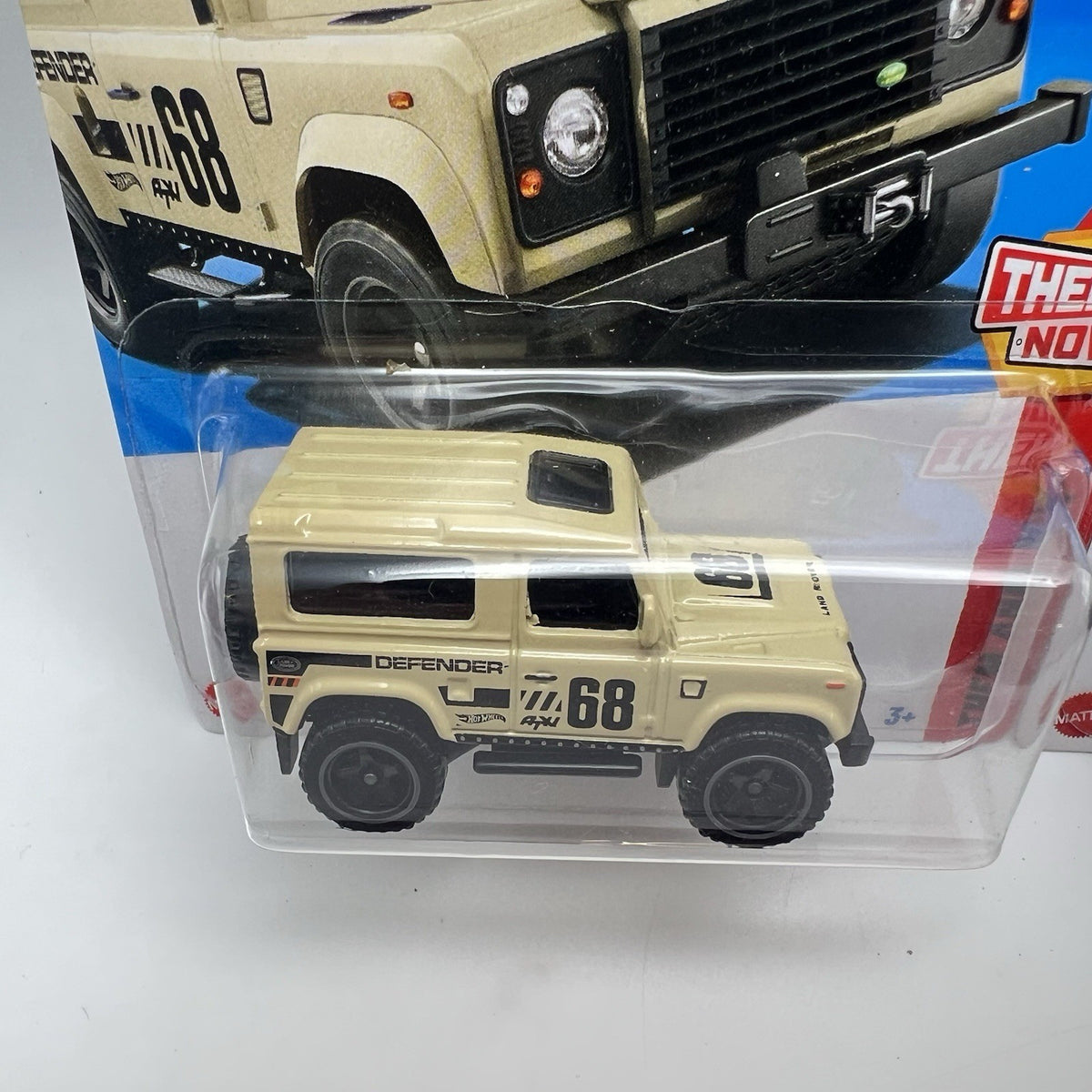 Hot Wheels Land Rover Defender 90 Lot of 2 – Gray & Tan