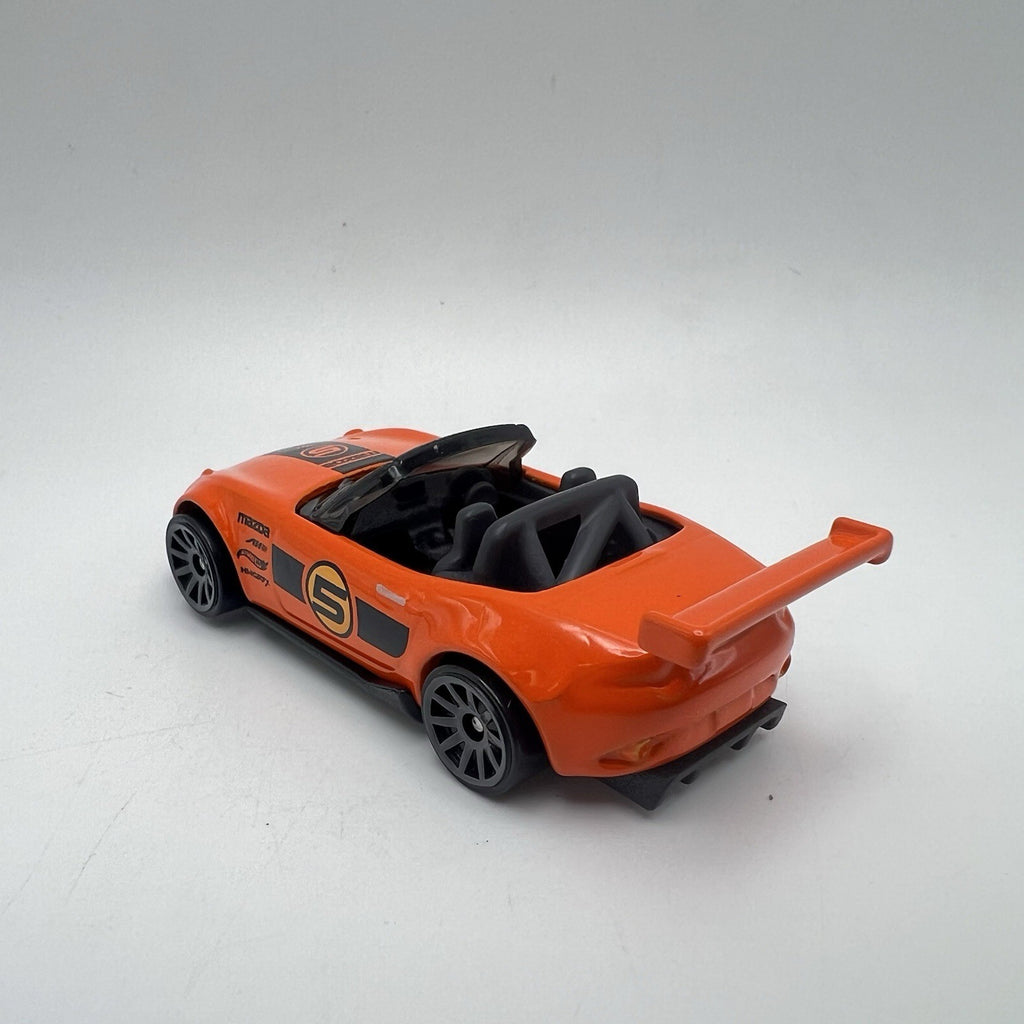 Hot Wheels HW J Import 2015 Mazda MX-5 Miata New Loose