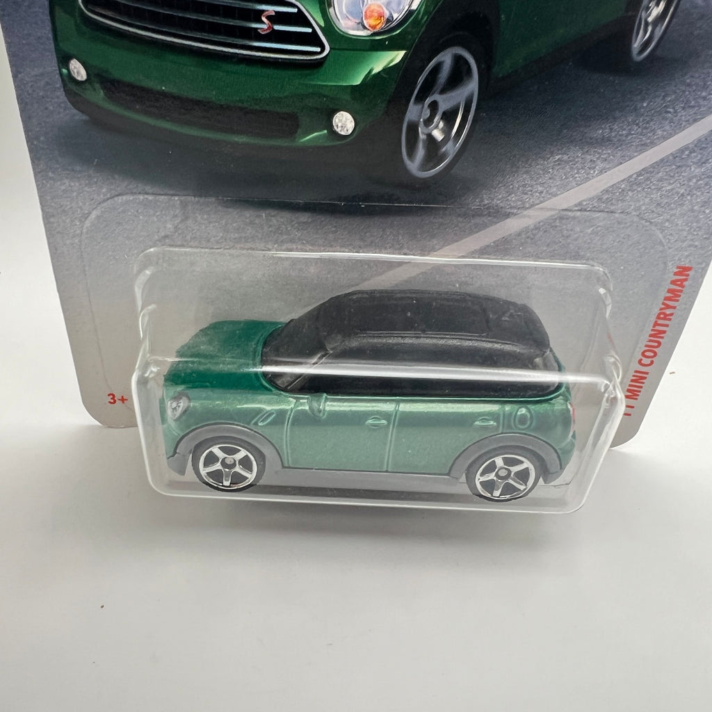 Matchbox '11 Mini Countryman Green Road Trip 5/20 1/100 1:64 Diecast