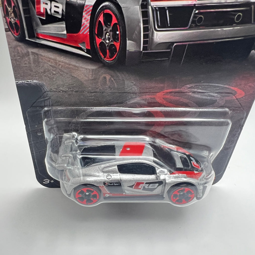 Hot Wheels Silver Series Audi R8 LMS Silver 2/5