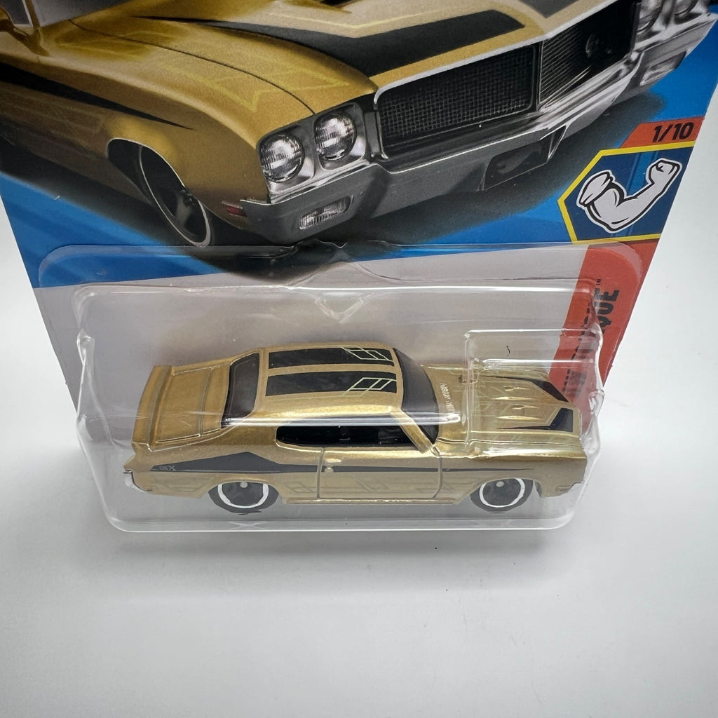 Hot Wheels '70 Buick GSX Gold 183/250 HW Torque 1/10